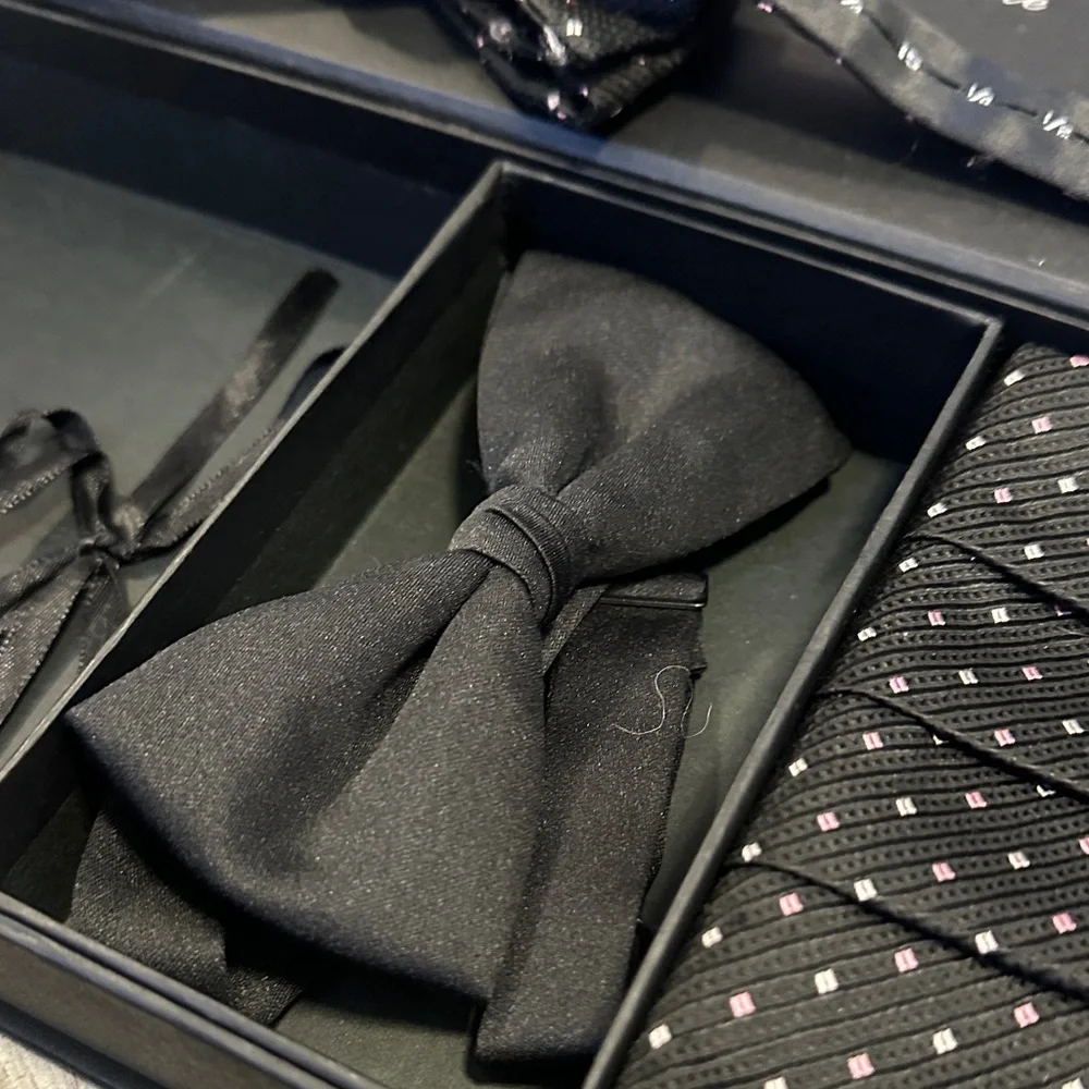 Joseph Abboud Black Tie Bowtie and Cummerbund and Tie Double Set - Picture 6 of 7